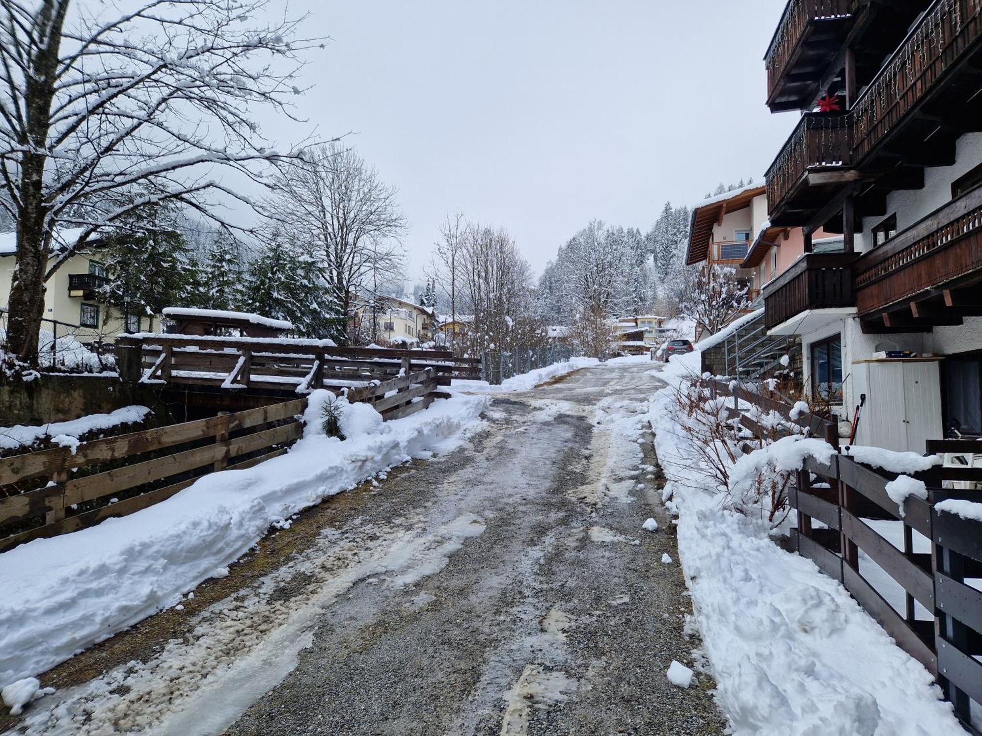 Apartment Peacock - Steinbock Lodges Zell am See Ngoại thất bức ảnh